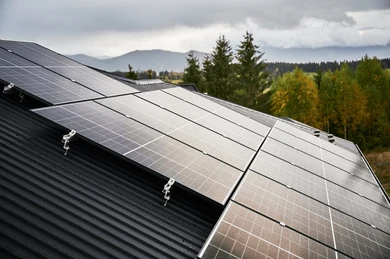 Масив с ясно управление на кабелите